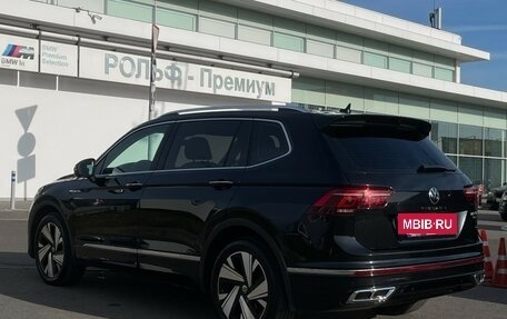 Volkswagen Tiguan II, 2023 год, 4 197 000 рублей, 7 фотография