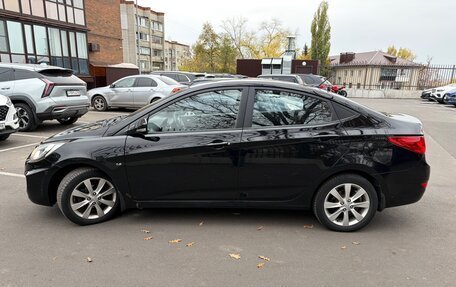 Hyundai Solaris II рестайлинг, 2012 год, 880 000 рублей, 3 фотография