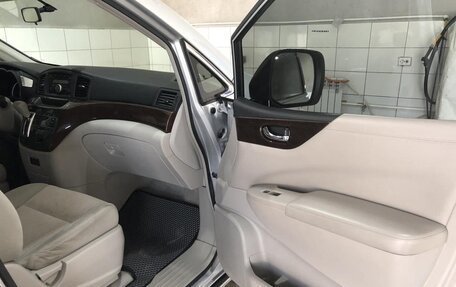 Nissan Quest IV, 2012 год, 800 000 рублей, 8 фотография