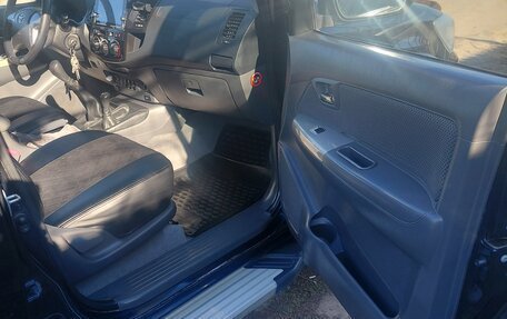 Toyota Hilux VII, 2013 год, 2 222 000 рублей, 10 фотография
