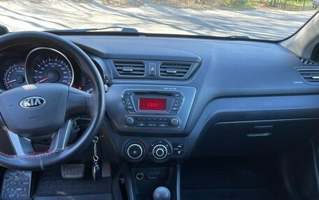 KIA Rio III рестайлинг, 2013 год, 820 000 рублей, 9 фотография