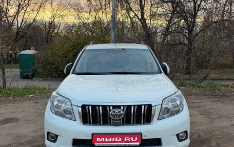 Toyota Land Cruiser Prado 150 рестайлинг, 2011 год, 2 350 000 рублей, 1 фотография