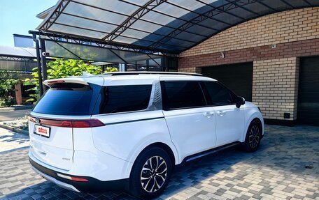 KIA Carnival, 2021 год, 3 700 000 рублей, 5 фотография