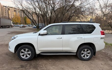 Toyota Land Cruiser Prado 150 рестайлинг, 2011 год, 2 350 000 рублей, 3 фотография