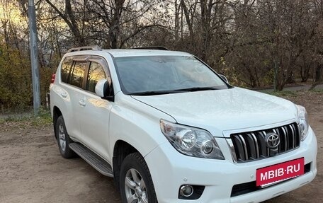 Toyota Land Cruiser Prado 150 рестайлинг, 2011 год, 2 350 000 рублей, 8 фотография