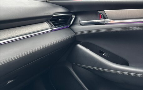 Mazda 6, 2019 год, 2 070 000 рублей, 14 фотография