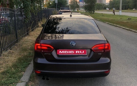 Volkswagen Jetta VII, 2014 год, 850 000 рублей, 6 фотография