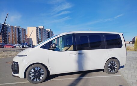 Hyundai Staria, 2025 год, 5 950 000 рублей, 3 фотография