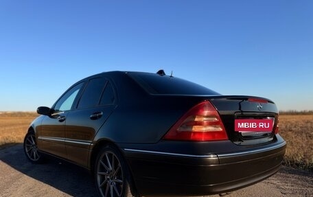 Mercedes-Benz C-Класс, 2002 год, 550 000 рублей, 4 фотография