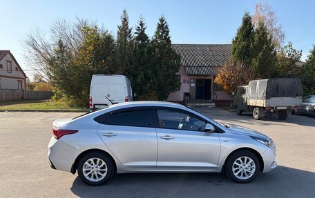Hyundai Solaris II рестайлинг, 2017 год, 1 320 000 рублей, 2 фотография