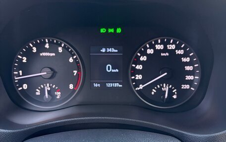 Hyundai Solaris II рестайлинг, 2017 год, 1 320 000 рублей, 16 фотография