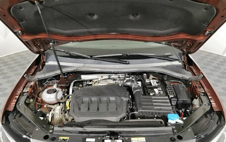 Volkswagen Tiguan II, 2021 год, 3 045 000 рублей, 11 фотография