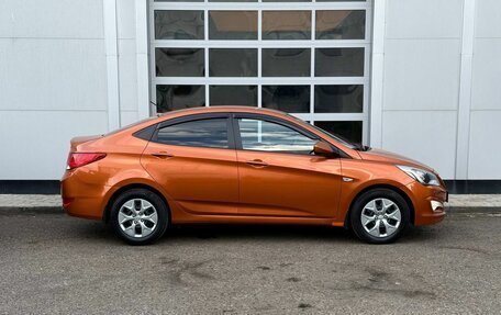 Hyundai Solaris II рестайлинг, 2015 год, 800 000 рублей, 6 фотография
