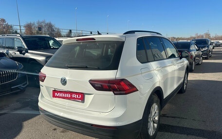Volkswagen Tiguan II, 2020 год, 2 495 000 рублей, 3 фотография