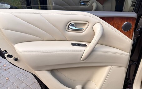 Infiniti QX80 I рестайлинг, 2016 год, 2 345 000 рублей, 9 фотография