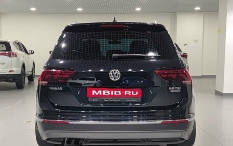 Volkswagen Tiguan II, 2017 год, 2 320 000 рублей, 6 фотография