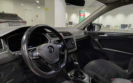 Volkswagen Tiguan II, 2017 год, 2 320 000 рублей, 16 фотография