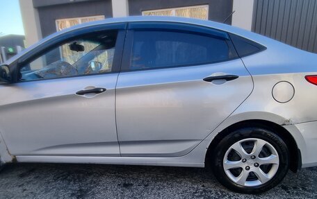 Hyundai Solaris II рестайлинг, 2015 год, 525 000 рублей, 8 фотография
