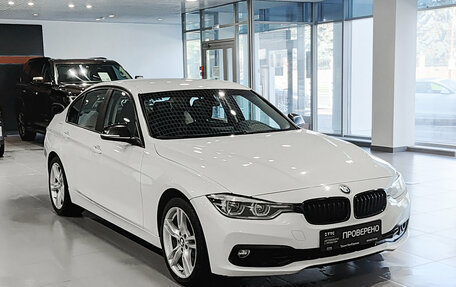 BMW 3 серия, 2016 год, 2 150 000 рублей, 3 фотография