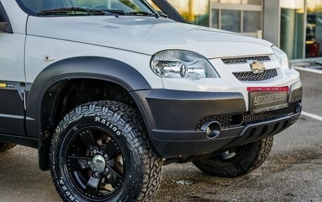 Chevrolet Niva I рестайлинг, 2017 год, 888 000 рублей, 10 фотография