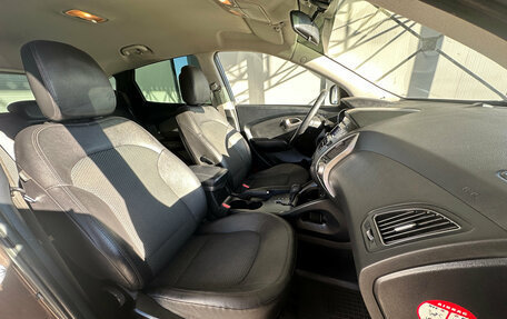 Hyundai ix35 I рестайлинг, 2013 год, 1 300 000 рублей, 13 фотография