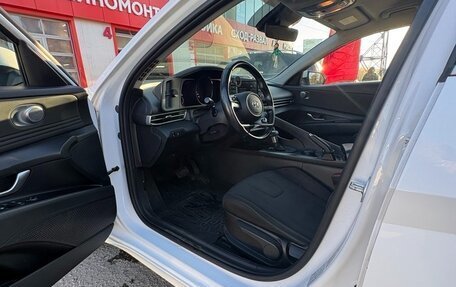 Hyundai Elantra, 2021 год, 1 650 000 рублей, 4 фотография