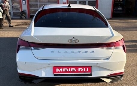 Hyundai Elantra, 2021 год, 1 650 000 рублей, 8 фотография