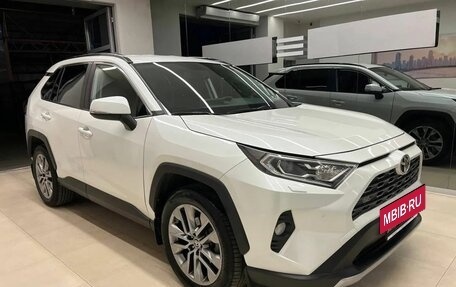 Toyota RAV4, 2021 год, 3 503 500 рублей, 3 фотография