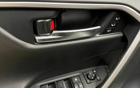 Toyota RAV4, 2021 год, 3 503 500 рублей, 16 фотография