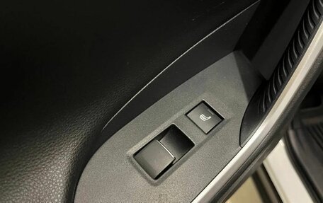 Toyota RAV4, 2021 год, 3 503 500 рублей, 23 фотография