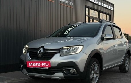 Renault Sandero II рестайлинг, 2021 год, 1 080 000 рублей, 6 фотография