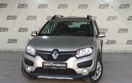 Renault Sandero II рестайлинг, 2016 год, 815 000 рублей, 1 фотография