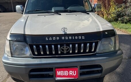 Toyota Land Cruiser Prado 90 рестайлинг, 1996 год, 1 090 000 рублей, 1 фотография