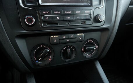 Volkswagen Jetta VII, 2015 год, 957 000 рублей, 10 фотография