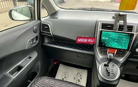 Toyota Ractis II, 2011 год, 929 000 рублей, 17 фотография