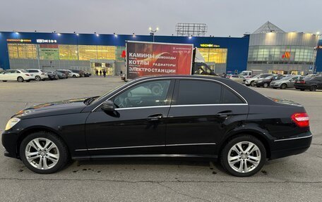 Mercedes-Benz E-Класс, 2012 год, 1 750 000 рублей, 3 фотография
