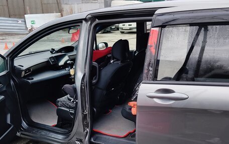 Honda Freed I, 2011 год, 930 000 рублей, 12 фотография