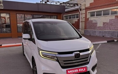 Honda Stepwgn IV рестайлинг, 2018 год, 2 100 000 рублей, 1 фотография