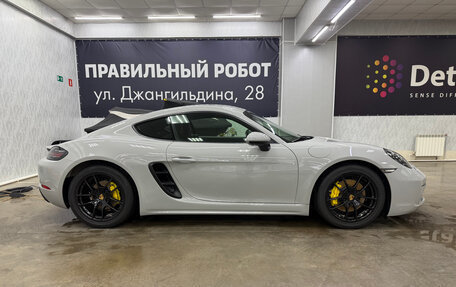 Porsche Cayman, 2019 год, 6 500 000 рублей, 11 фотография