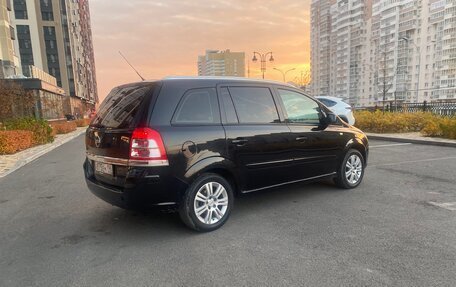 Opel Zafira B, 2012 год, 525 000 рублей, 4 фотография