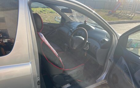Toyota Vitz, 1999 год, 370 000 рублей, 6 фотография