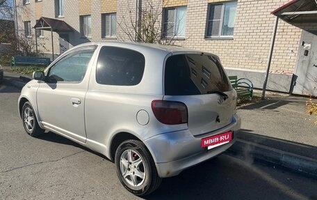 Toyota Vitz, 1999 год, 370 000 рублей, 2 фотография