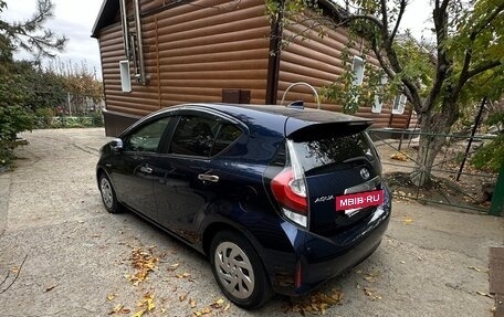 Toyota Aqua I, 2018 год, 1 650 000 рублей, 4 фотография