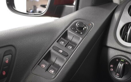 Volkswagen Tiguan I, 2012 год, 1 256 900 рублей, 18 фотография