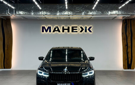 BMW 7 серия, 2021 год, 7 100 000 рублей, 2 фотография