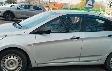 Hyundai Solaris II рестайлинг, 2014 год, 800 000 рублей, 10 фотография