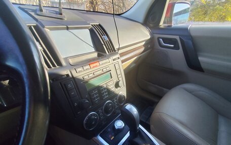 Land Rover Freelander II рестайлинг 2, 2011 год, 1 850 000 рублей, 13 фотография