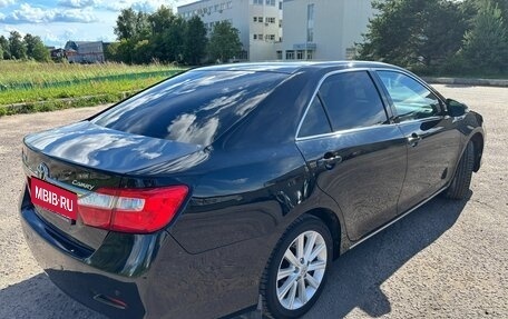 Toyota Camry, 2013 год, 1 350 000 рублей, 2 фотография