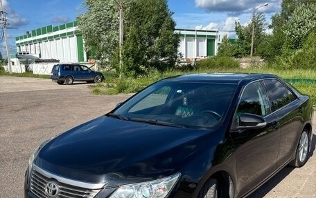 Toyota Camry, 2013 год, 1 350 000 рублей, 5 фотография