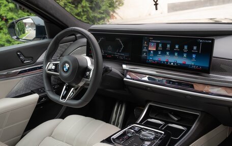 BMW 7 серия, 2022 год, 10 714 121 рублей, 17 фотография